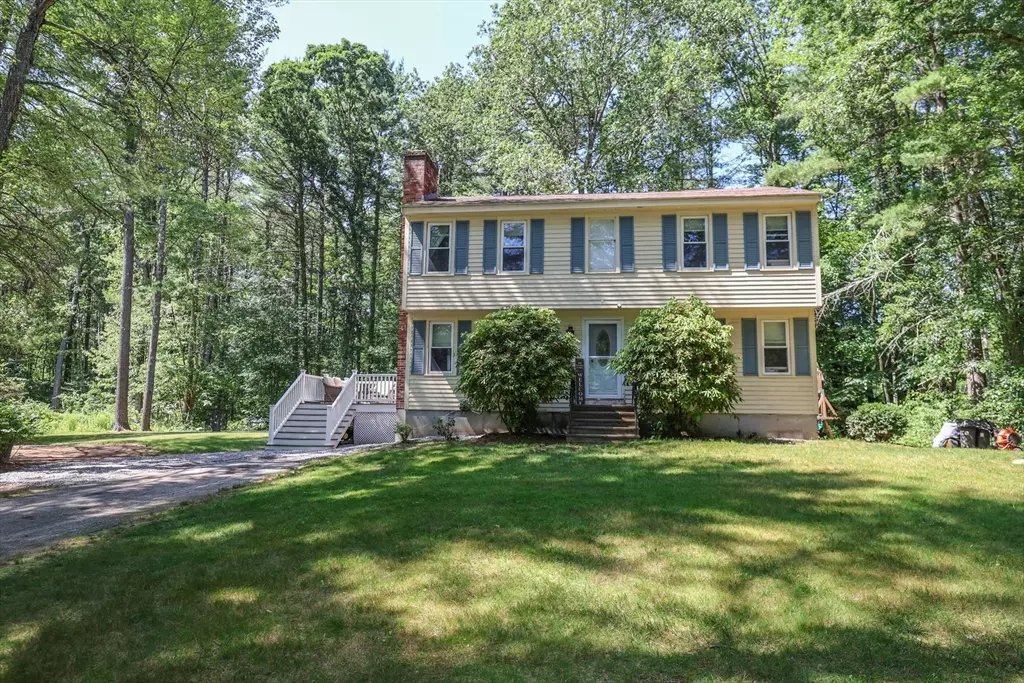 Londonderry, NH 03053,26 Wilshire Drive