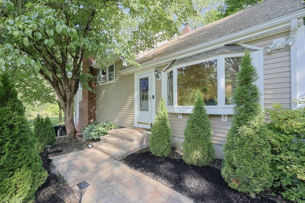 Norton, MA 02766,161 N Worcester St