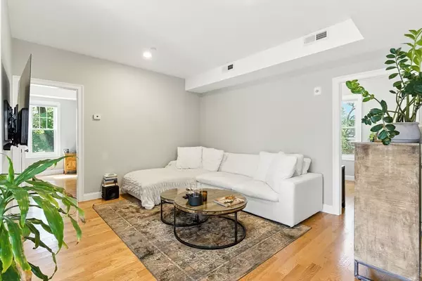 Danvers, MA 01923,25 Conant Street #3
