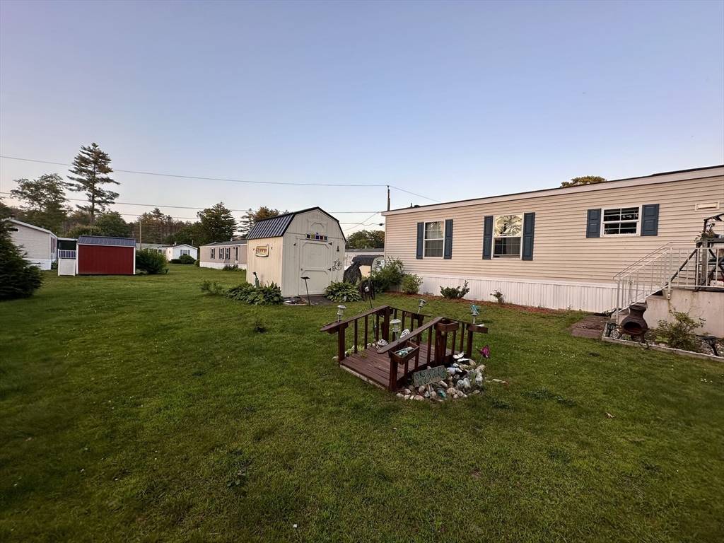 Orange, MA 01364,519 East River #6