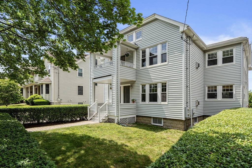 Watertown, MA 02472,99 Watertown St #99