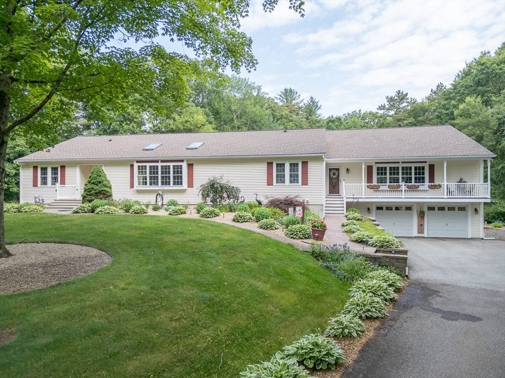 120-1/2 Lowell Rd, Pepperell, MA 01463