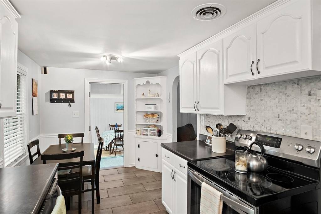 Wilmington, MA 01887,18 Strout Ave