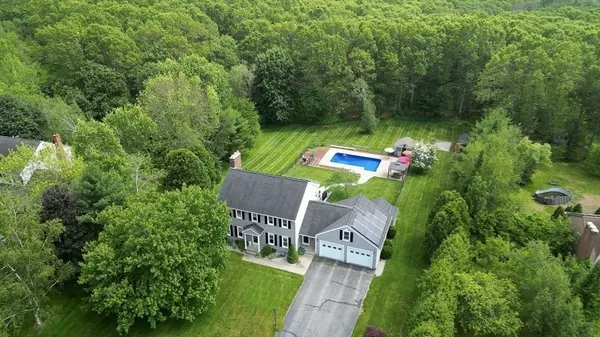 Webster, MA 01570,16 Blueberry Way