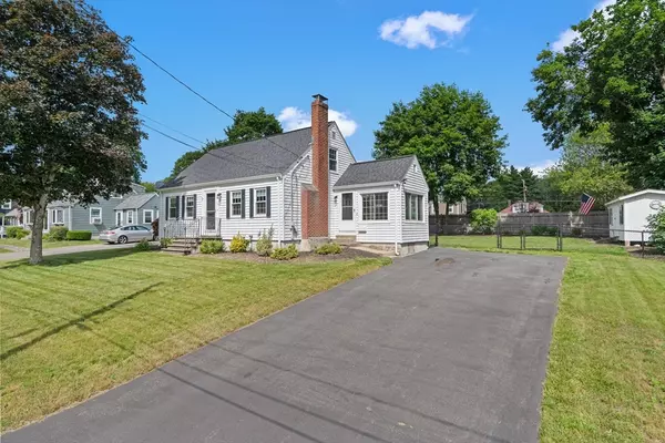 61 Broad St, Walpole, MA 02081