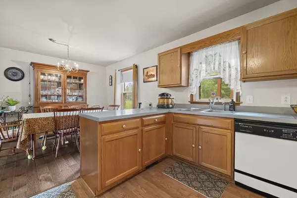 Norton, MA 02766,130 W Main St