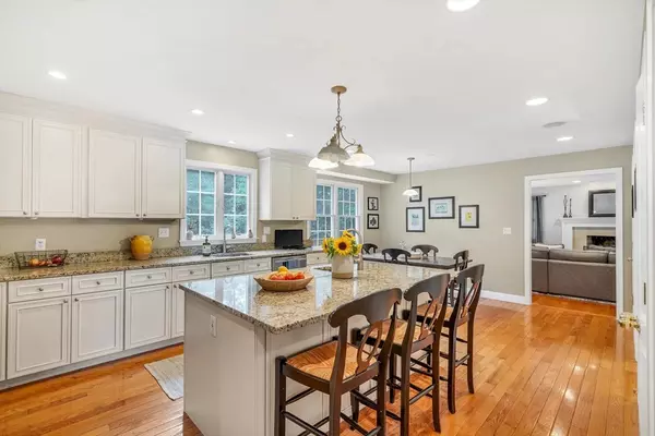 Concord, MA 01742,49 Peter Spring Road