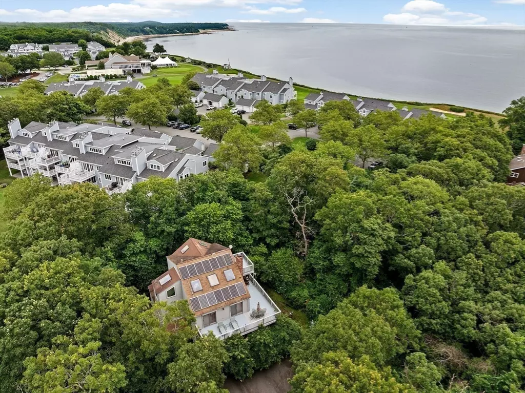 Plymouth, MA 02360,15 Nonantum Rd