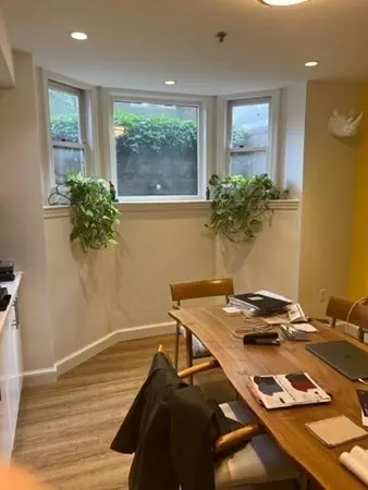 Cambridge, MA 02140,1776 Massachusetts Avenue #2a