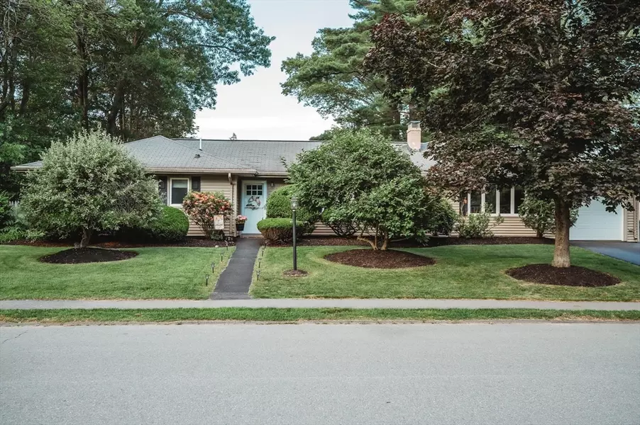10 Brookdale Rd, Natick, MA 01760