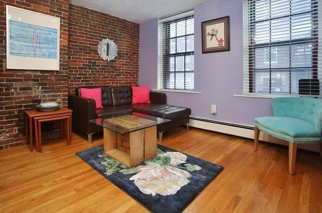 17 Grove St #2, Boston, MA 02114