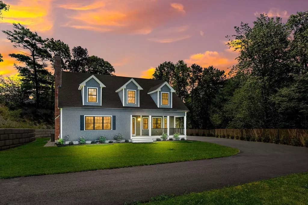 Plymouth, MA 02360,10 Crescent