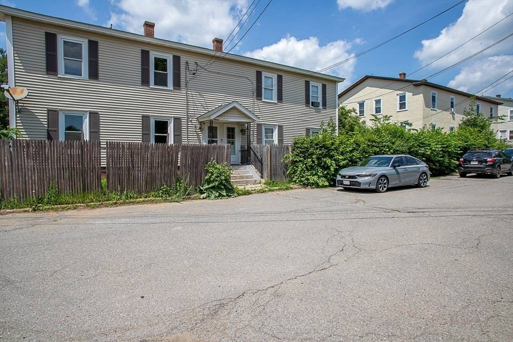 Barre, MA 01005,7 Cedar St