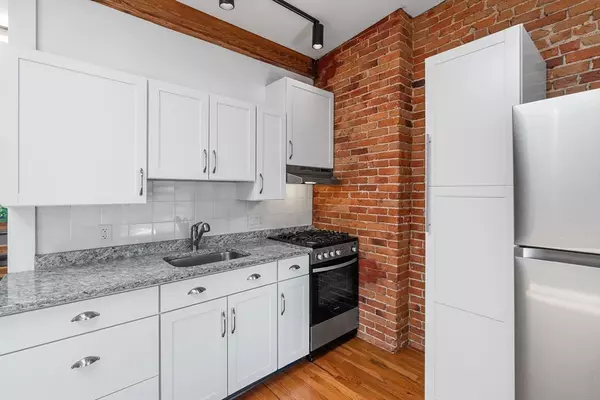 Chelsea, MA 02150,31 Division St ##3