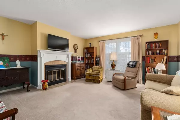 Ludlow, MA 01056,84 Chapin Greene #84