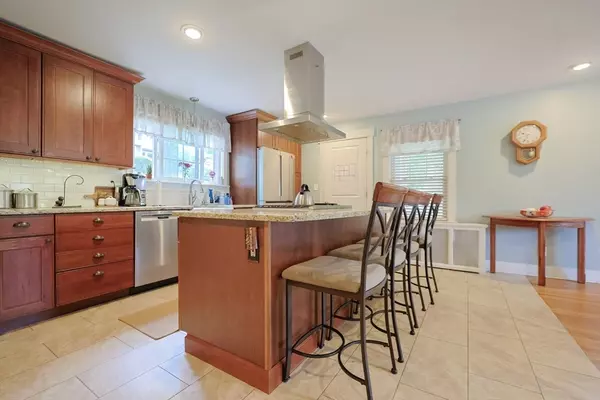 Worcester, MA 01602,1013 Pleasant St