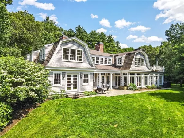 Medfield, MA 02052,5 Shining Valley Cir