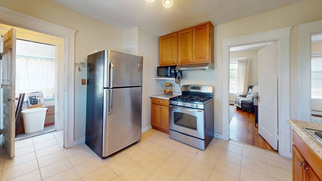 Medford, MA 02155,31-33 Harvard Street