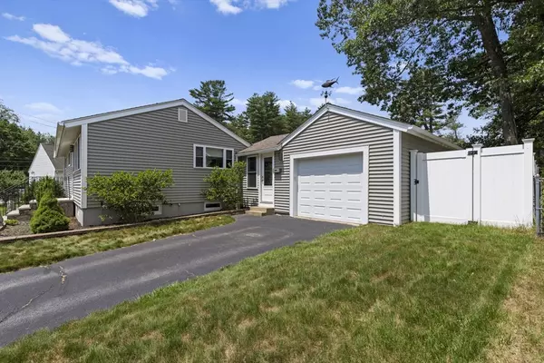 Dover, NH 03820,2 Wedgewood Rd