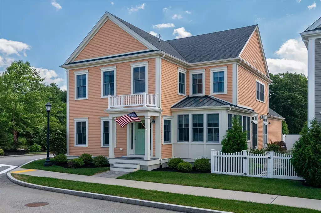 Franklin, MA 02038,2 Eighteenth Dr #2