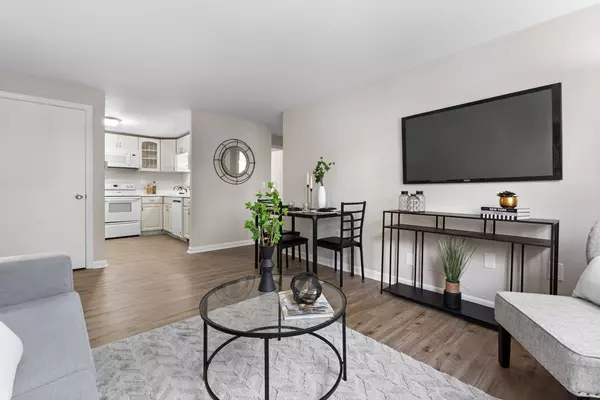 234 Low St #16, Newburyport, MA 01950