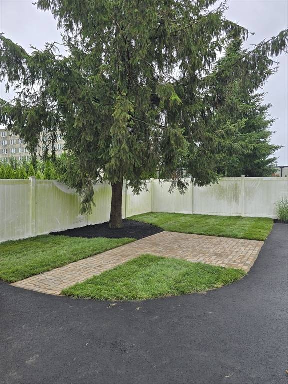 Beverly, MA 01915,9 Swan St