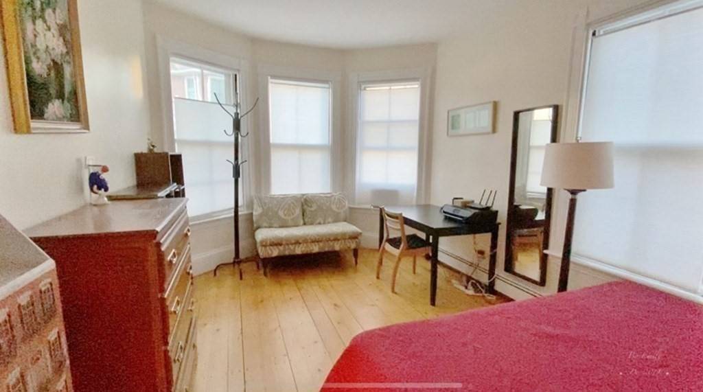 Cambridge, MA 02139,83 Putnam Ave #1
