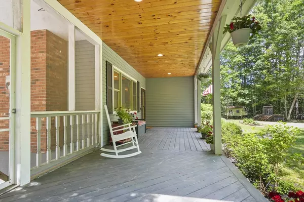 Hubbardston, MA 01452,31 Ragged Hill Rd
