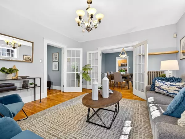 Boston, MA 02130,58 Forest Hills St #2