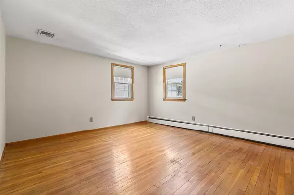Revere, MA 02151,97 Marshall St