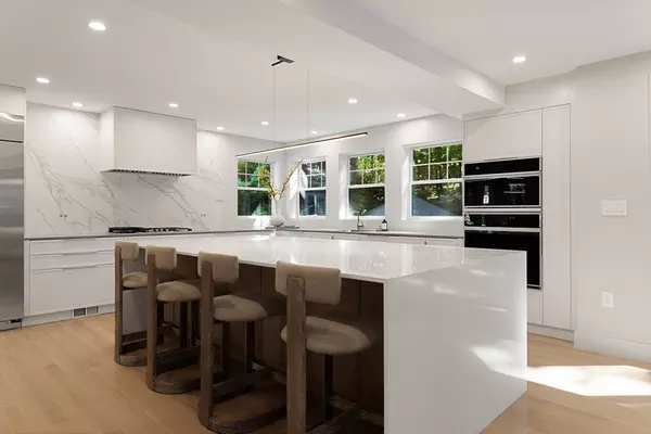 Newton, MA 02468,100 Varick Rd