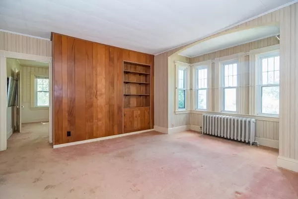 Taunton, MA 02780,46 Van Buren