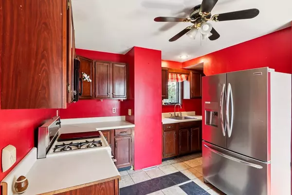 Lynn, MA 01902,344 Essex St