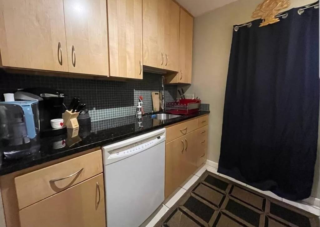 Medford, MA 02155,35 Washington St #10