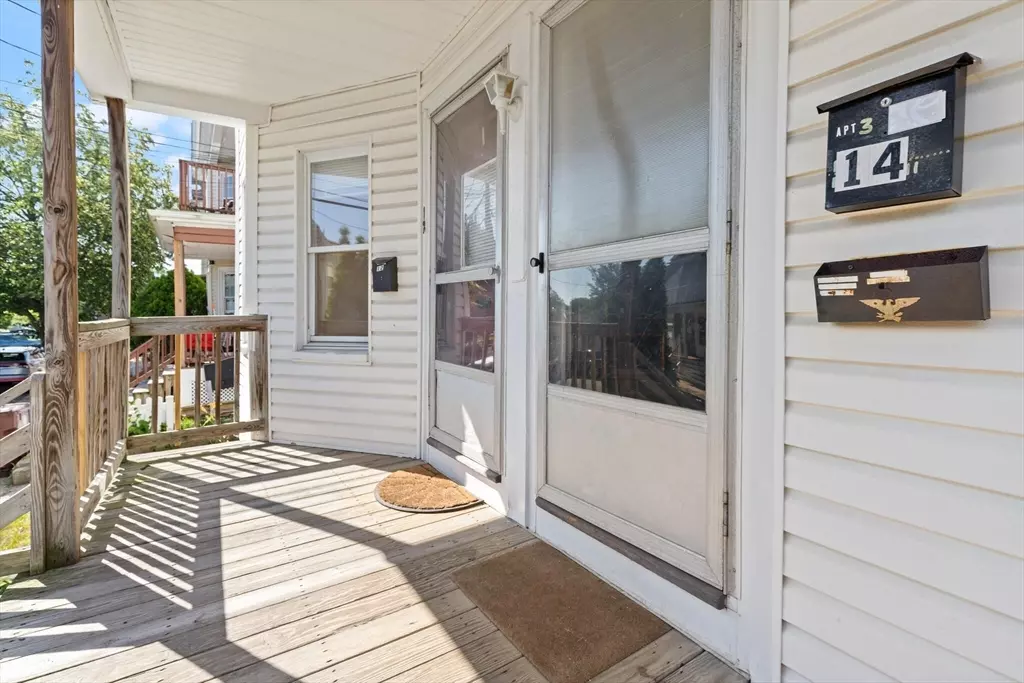 Everett, MA 02149,12 Porter St