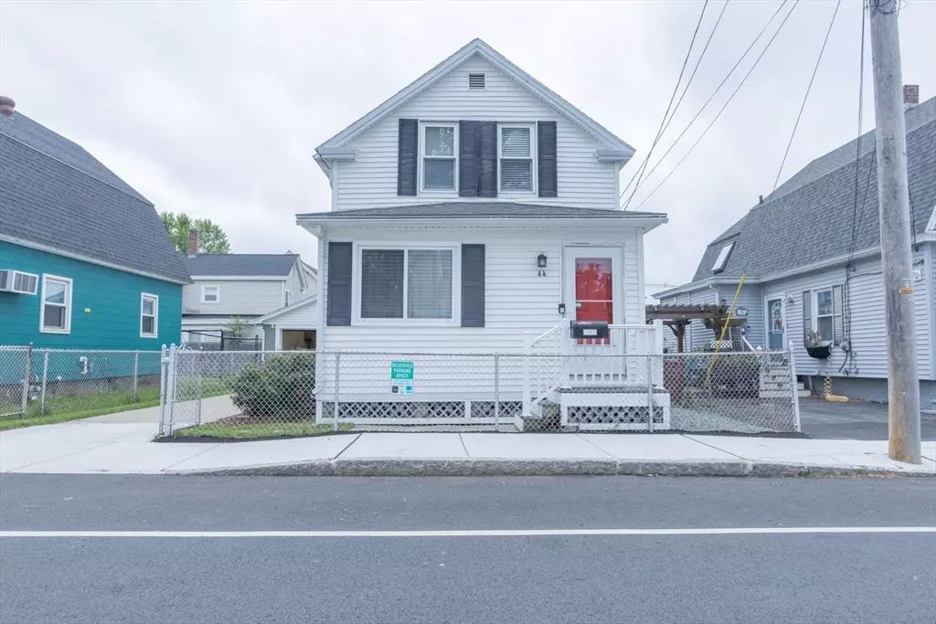 Lowell, MA 01850,44 Carolyn St