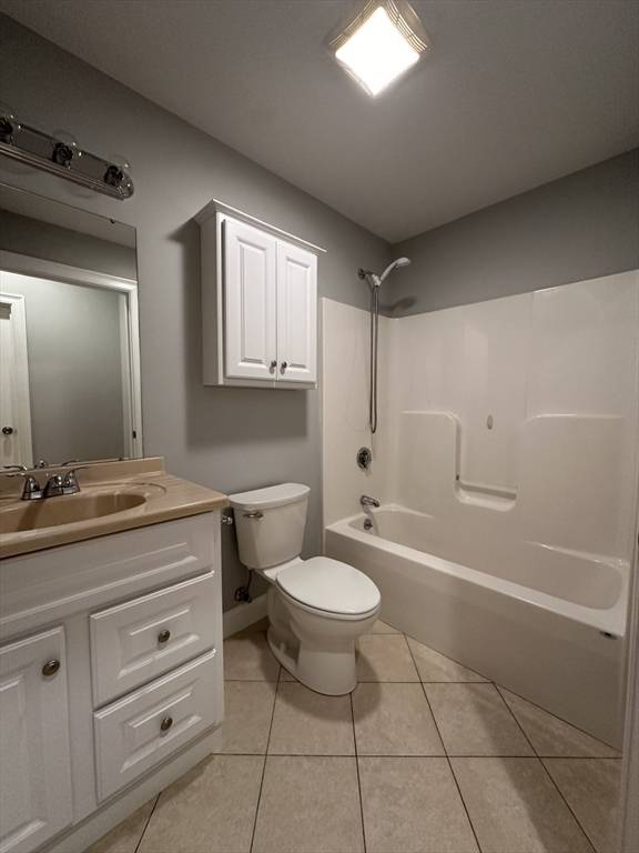 Braintree, MA 02184,60 Pearl Street #304
