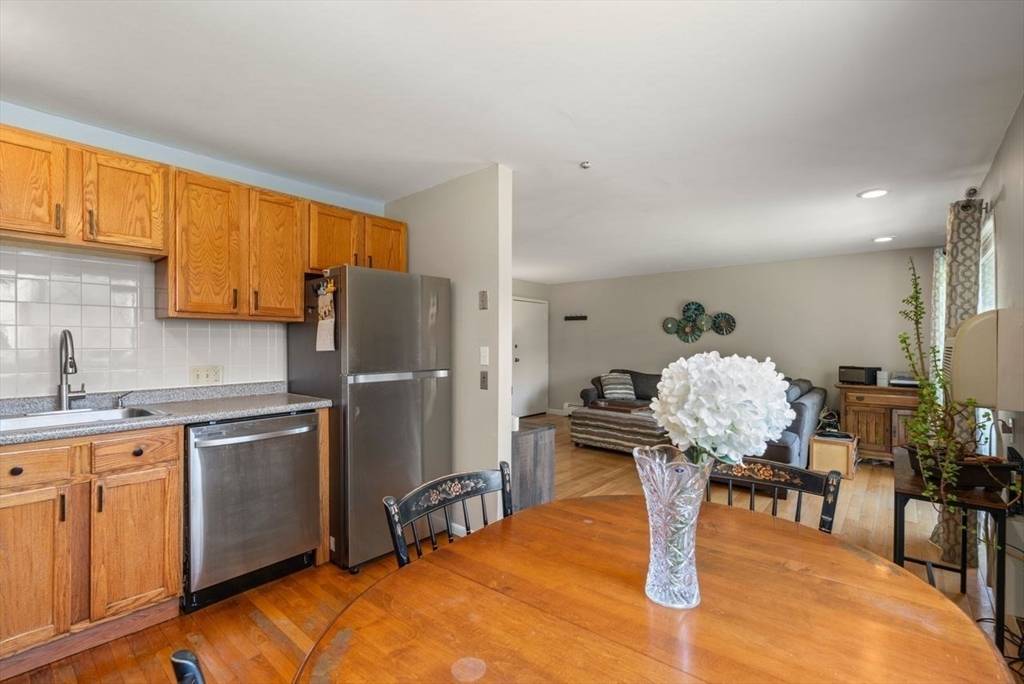 North Andover, MA 01845,28 Fernview Avenue #10