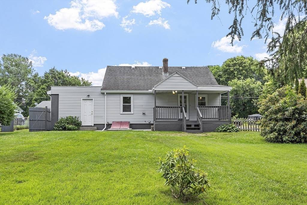 Webster, MA 01570,47 Hillside Ave