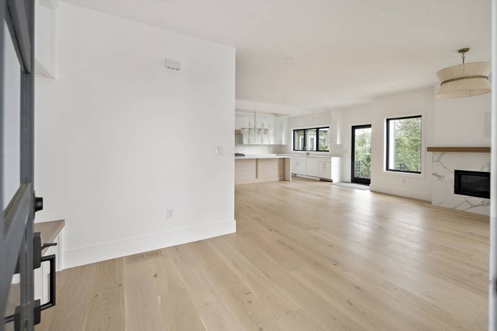 Newton, MA 02466,228 Auburn St #228