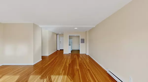 Malden, MA 02148,525 Highland Ave. #30