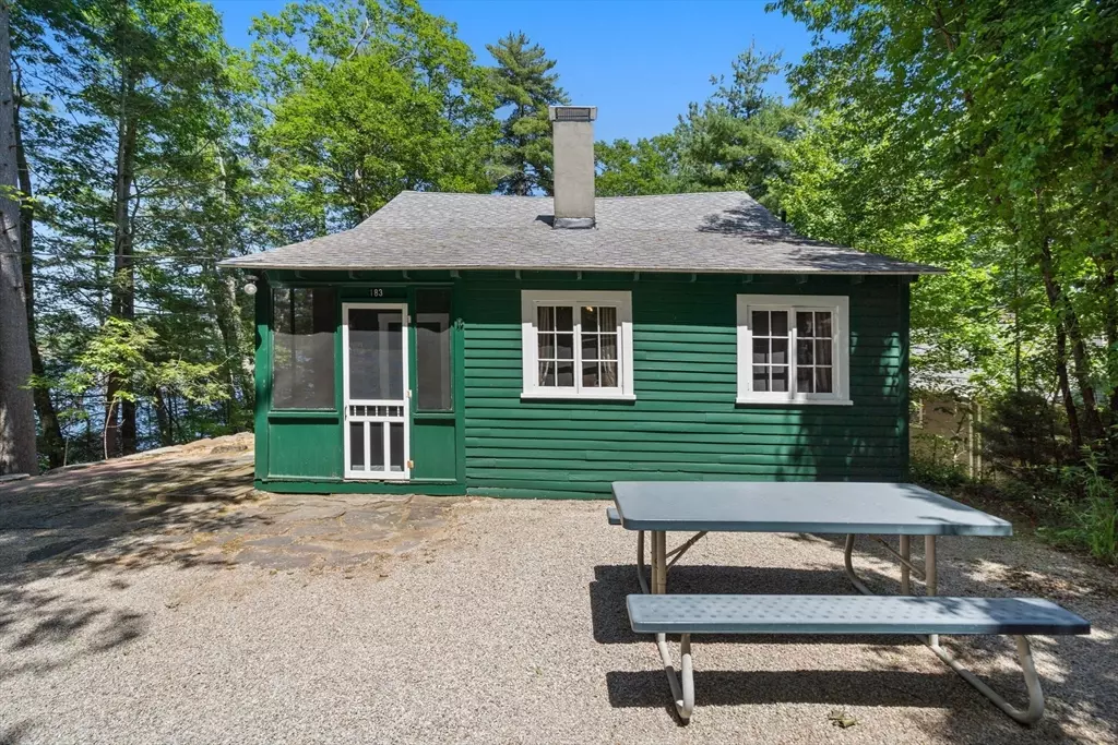 Holland, MA 01521,183 Mashapaug Road