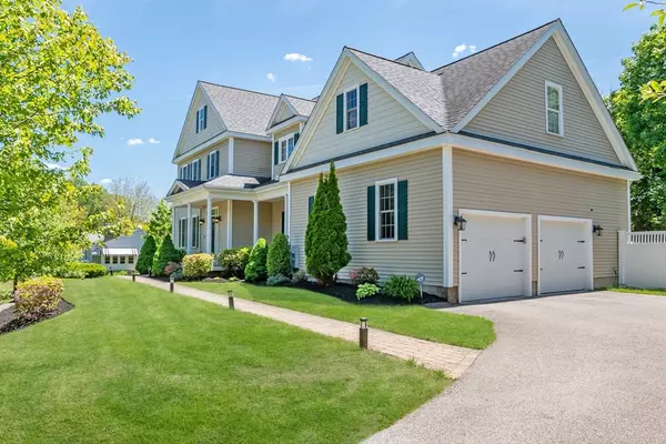 Natick, MA 01760,6 Hickory Rd