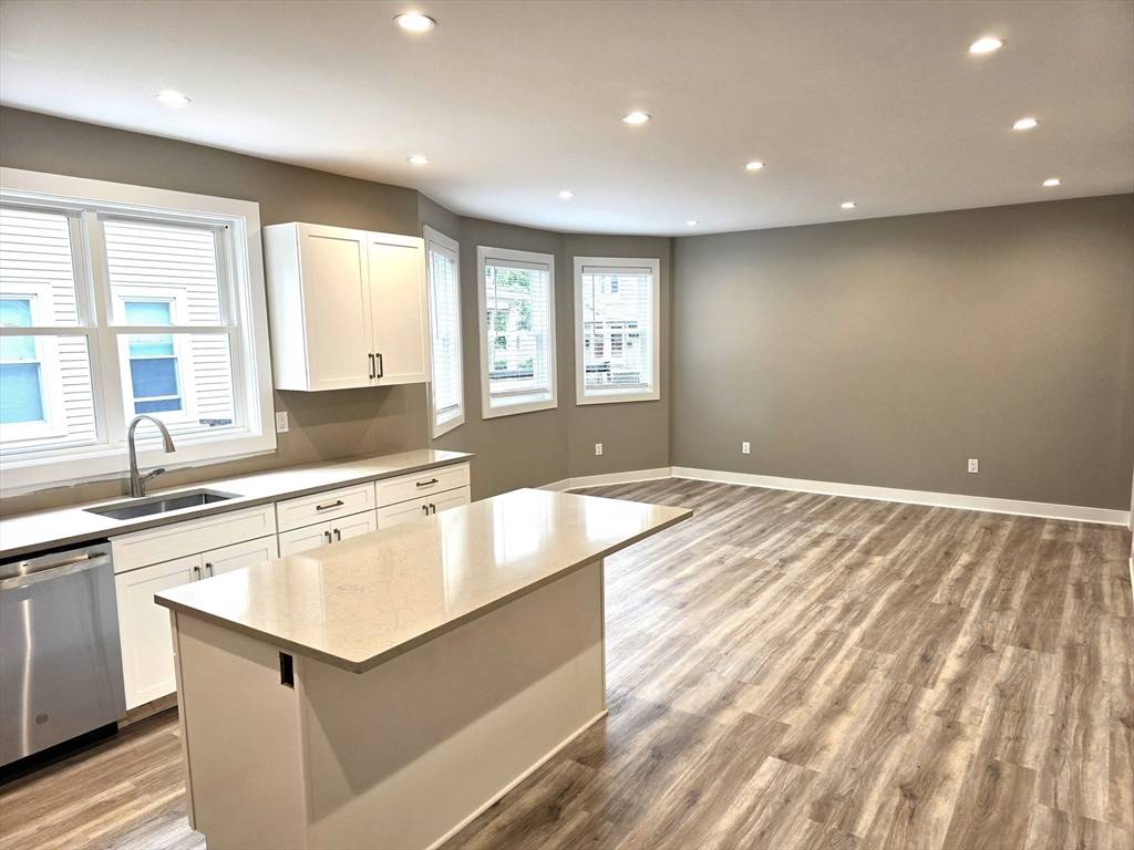 Waltham, MA 02451,39 Fiske St #1