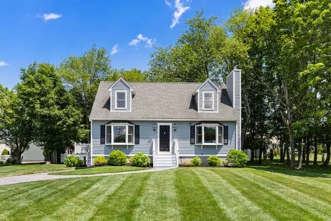 151 Whitehall Rd, Amesbury, MA 01913