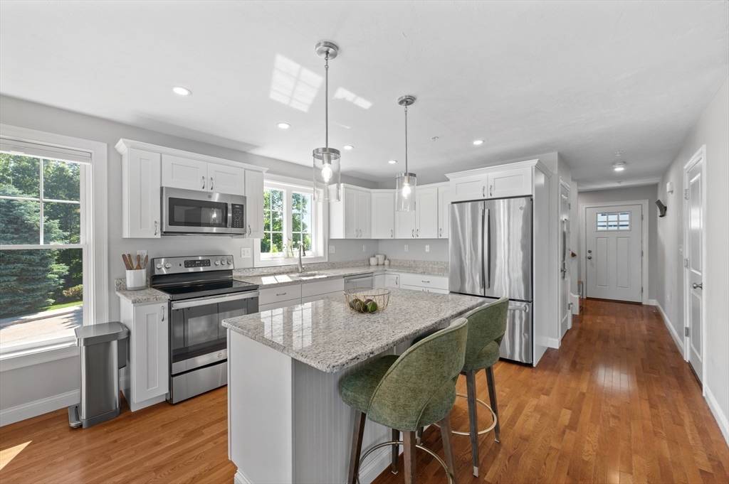 Clinton, MA 01510,1218 Hazelwood #1218
