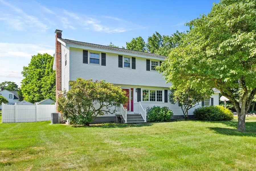 11 Heald Rd, Acton, MA 01720