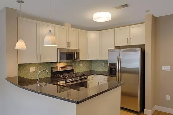 Cambridge, MA 02142,33 Rogers St. #316
