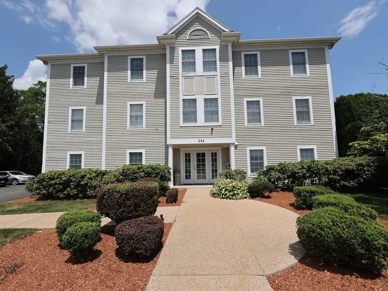 234 Water Street #101, Wakefield, MA 01880