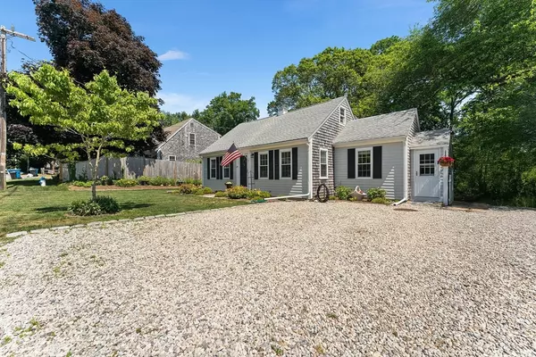Falmouth, MA 02540,20 Amvets Ave